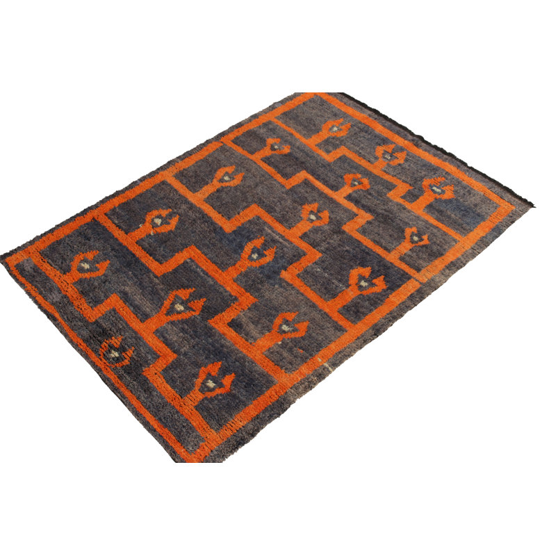 One-of-a-Kind 4'8" x 6'7" Hand Knotted Area Rug