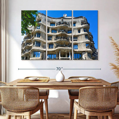 Rorry Casa Mila