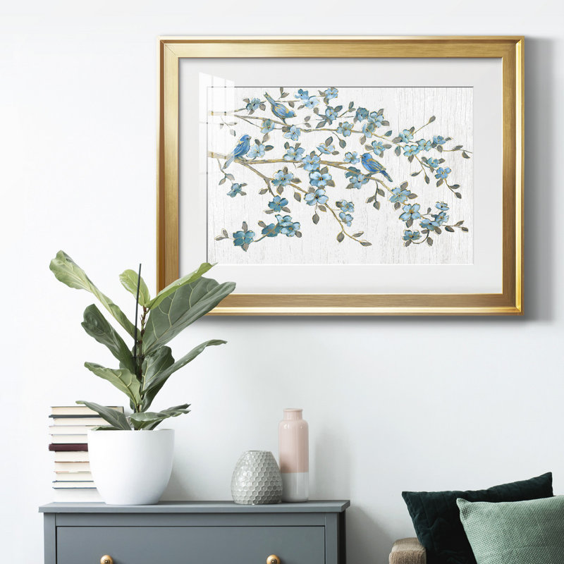 «Blooming Bluebirds», reproduction encadrée de qualité supérieure - prête à être accrochée, Cadre doré, Blanc