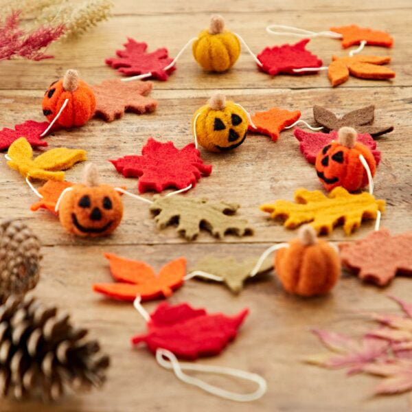 Felt Pumpkin Garland