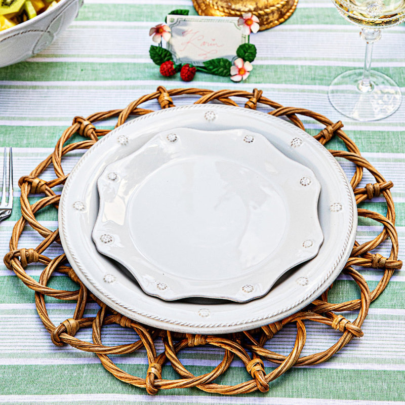 Berry & Thread Dinner Plate, Whitewash