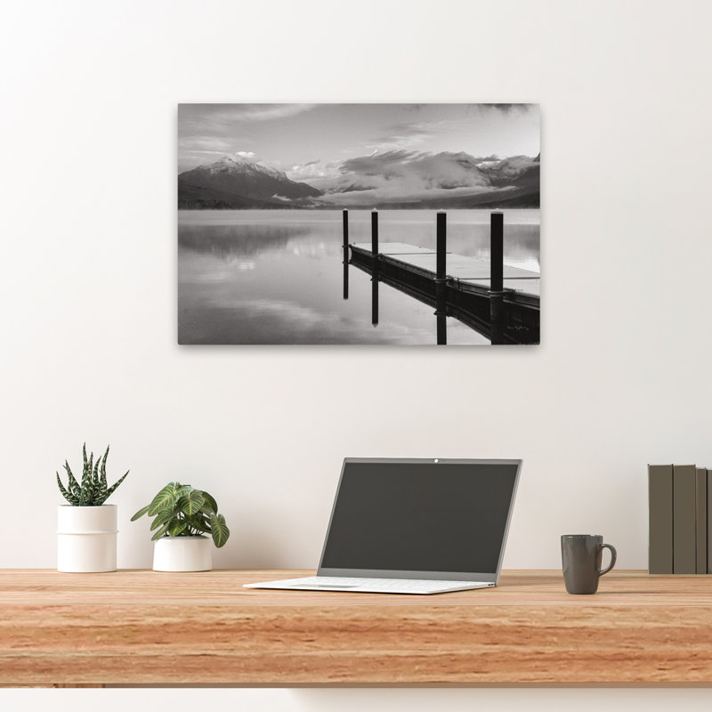 Rustic And Modern Rustic Lake Mcdonald Dock BW, H 24 po x l 16 po