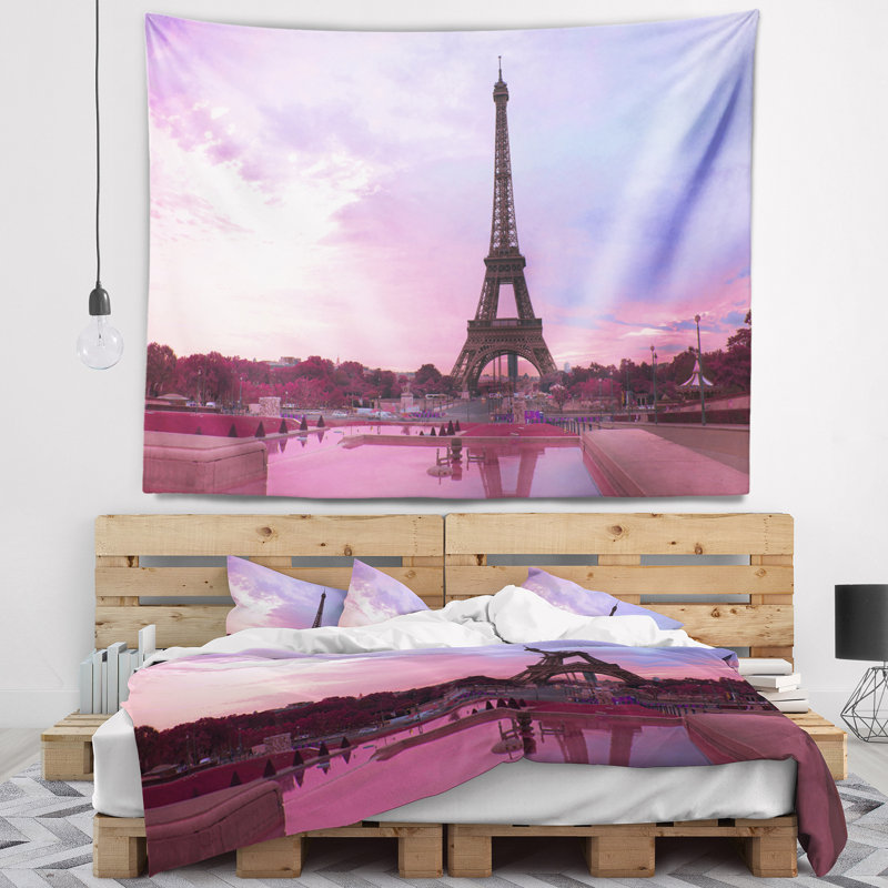 Tapisserie Schafer Landscape Paris Eiffel Tower, H 32 po x l 39 po