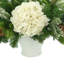 Arrangement floral hydrangées et à feuilles persistantes dans un vase