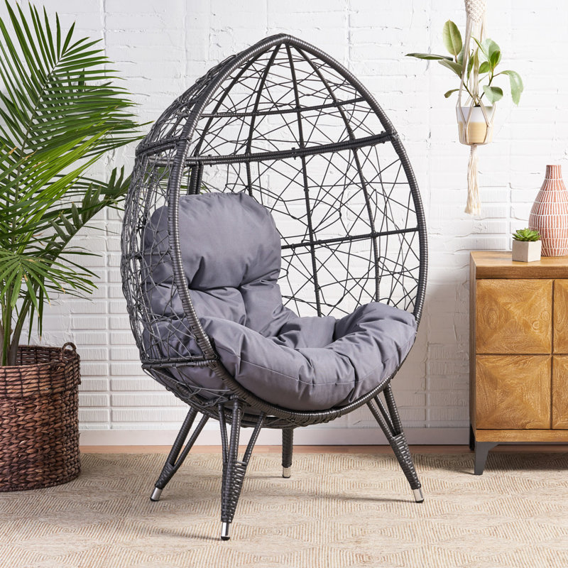 Chaise Teardrop - poids de 33,65 lb, utilisation extérieure élégante et polyvalente, perfection pour le patio
