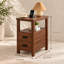 Petite table d'appoint en bois avec station de recharge, 2 tiroirs, ports USB et prises électriques, finition noyer