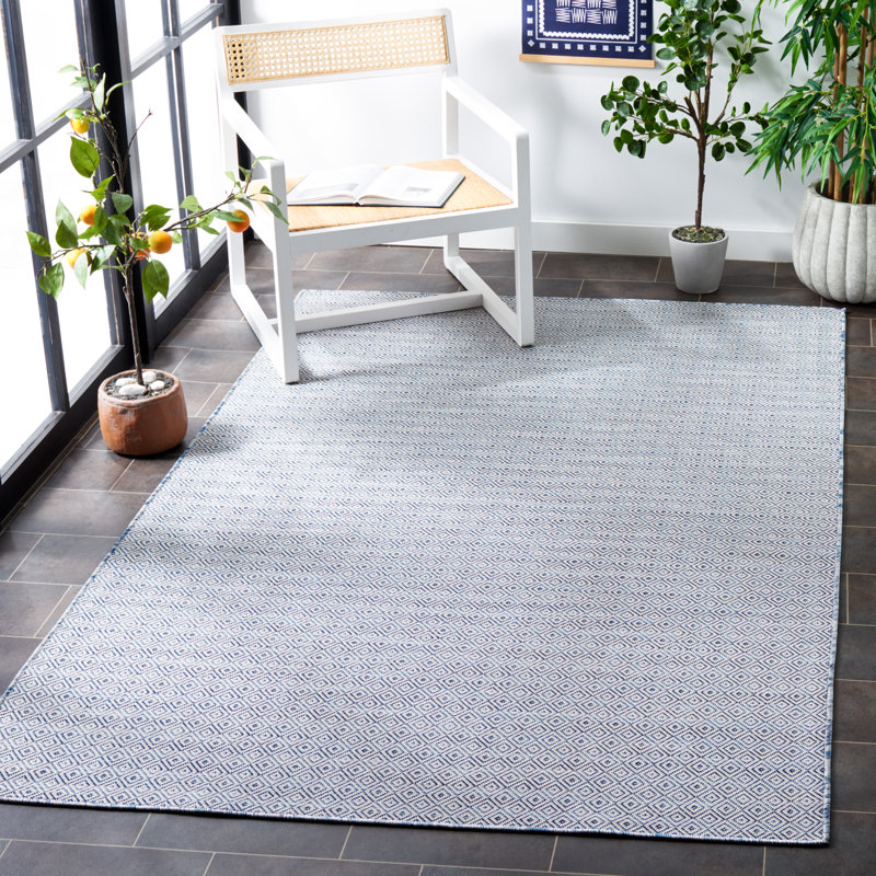 Lugo 230 Area Indoor/Outdoor Area Rug In Navy / Ivory, Rectangle 4' x 6'