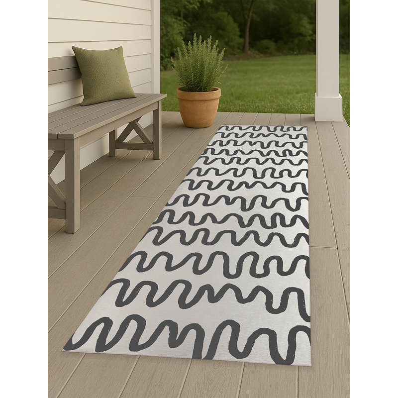 Wiggle Stripe Non-Slip Outdoor Rug, Runner 2'6" x 8'