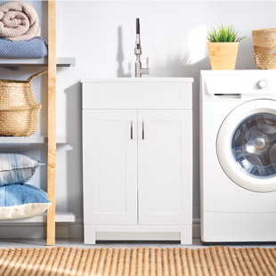 Lavabo de salle de lavage autoportant avec robinet L 22 po x l 24,4 po