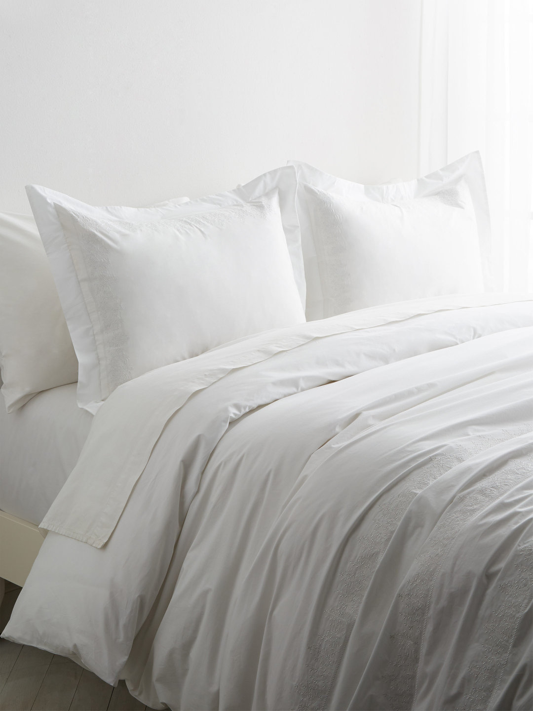 Azra Cotton Duvet Cover Set, King Duvet Cover + 2 King Shams, White
