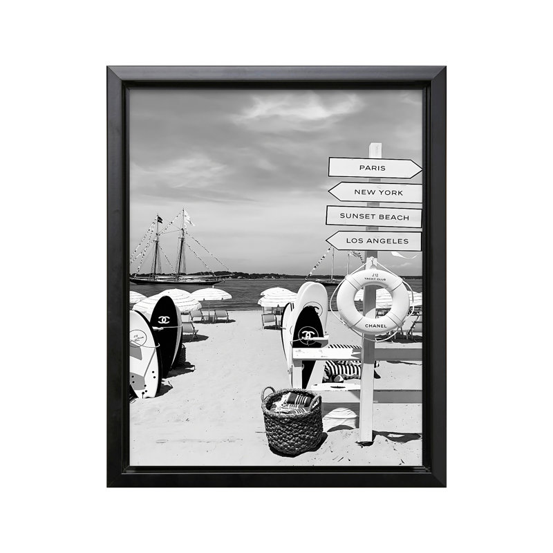 Plage tendance, Black Framed, Canvas, 08"H x 10"W