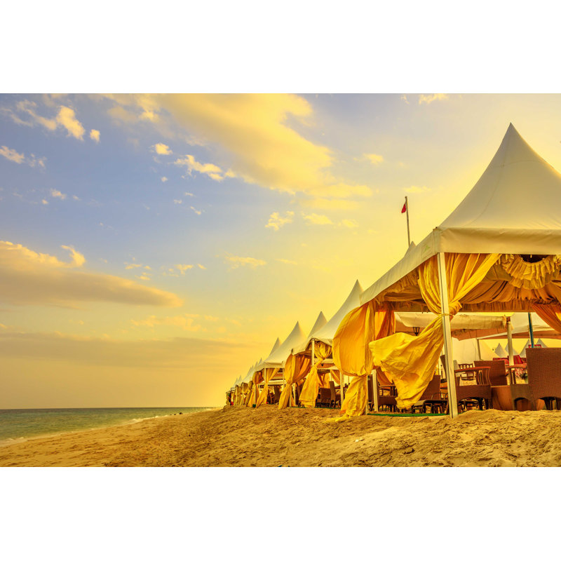 Camp of Tents qatari par Bennymarty - photographie sur toile tendue, L 18 po x H 12 po