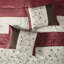Élégant édredon très grand rouge 7 pièces - Tissu avec motif de broderie 2 taies décoratives, 3 coussins décoratifs, 1 jupe de lit-121405780
