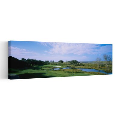 Étang sur un terrain de golf, The Currituck Club, Corolla, Outer Banks, Caroline du Nord, États-Unis