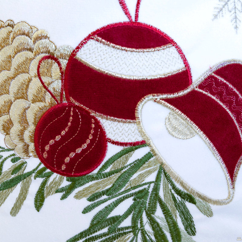 Coussin de Noël avec broderie pomme de pin et ornement - 20 x 20 avec insert, Simple