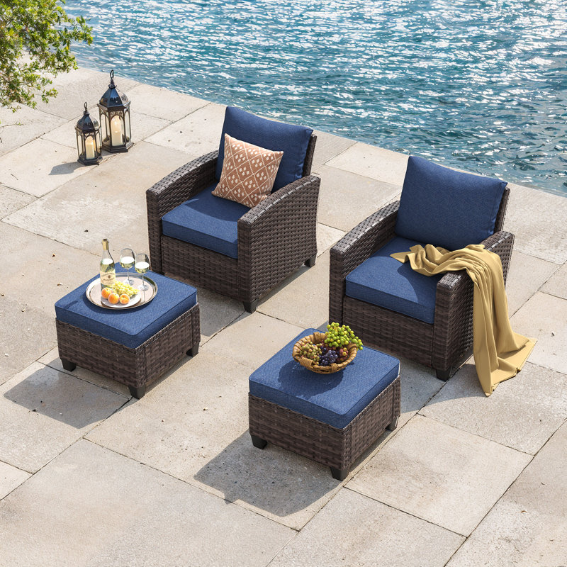 Ensemble de conversation de terrasse pour 2 personnes avec coussins en osier et repose-pieds Batey, Coussin bleu / cadre brun
