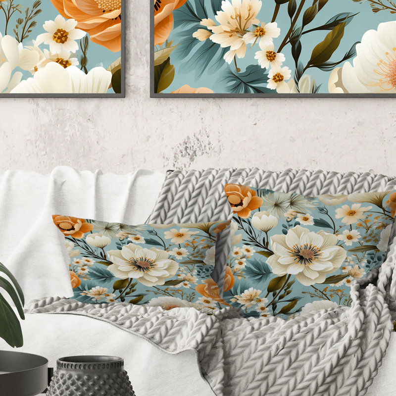 Coussin décoratif orange à motif floral rustique orange II, H 18 po x l 18 po