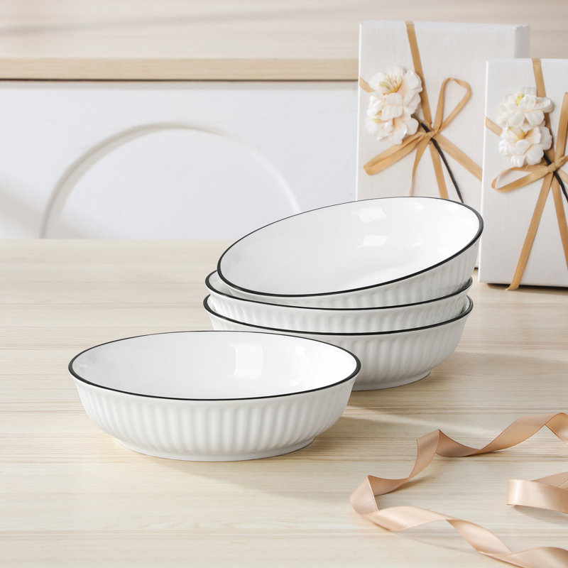 4 Pieces Ceramic Dinnerware Set, Soup Plates, White Poreclain, Embossed Design around Edge, Service For 4 People, 900ML