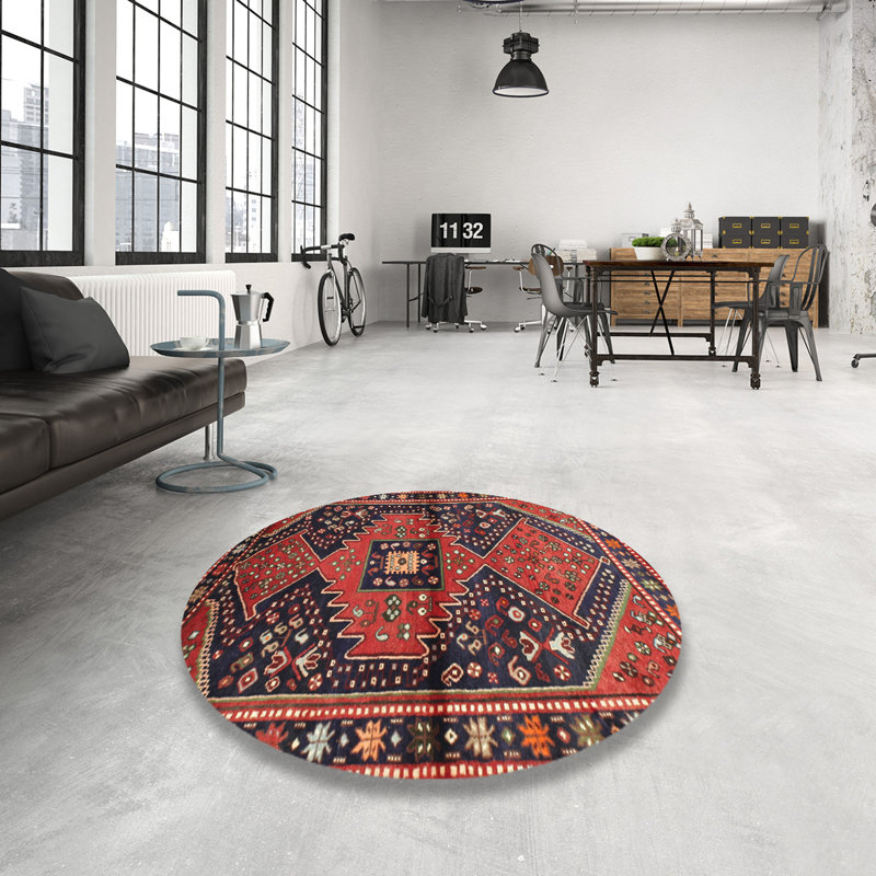 Oriental Indoor Rug, Round 3'