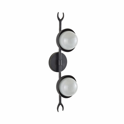 Churchill 2 - Light Wallchiere