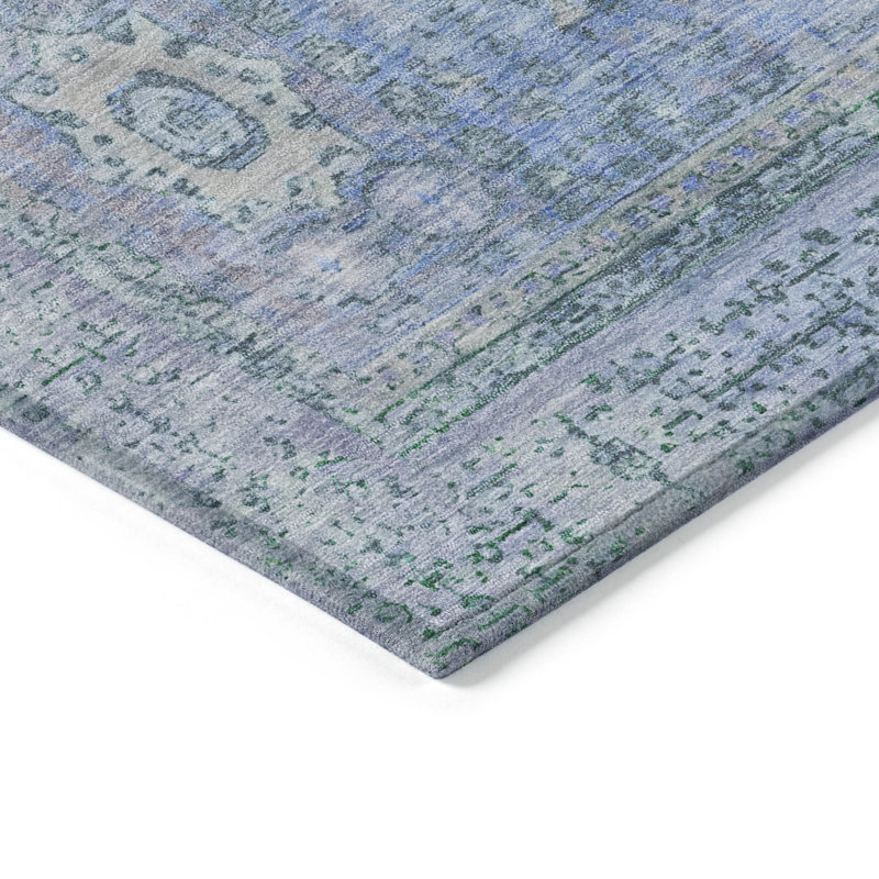 Machine Washable Indoor/Outdoor Xhevrie Blue Rug, Round 8'