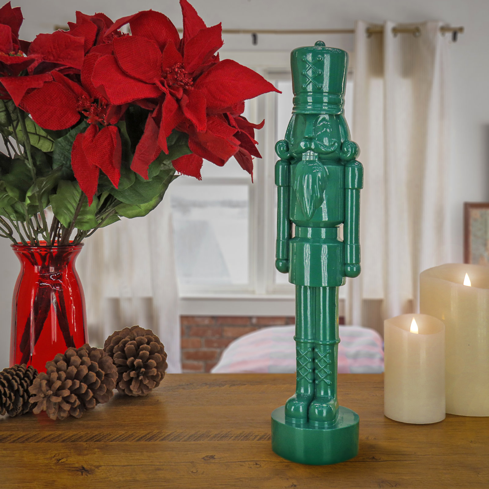 HGTV Cozy Winter Christmas Nutcracker, 18.00" H x 4.33" W x 5.12" D, Jade