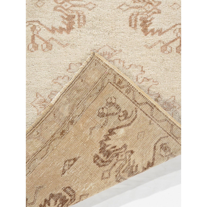 Vintage Circa 1940 Ivory Turkish Yastik Handwoven Rug 1'6 X 2'10