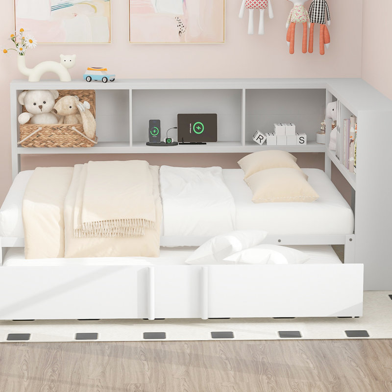 Lit de jour double en métal blanc avec couchette, rangement et motif caractéristique
