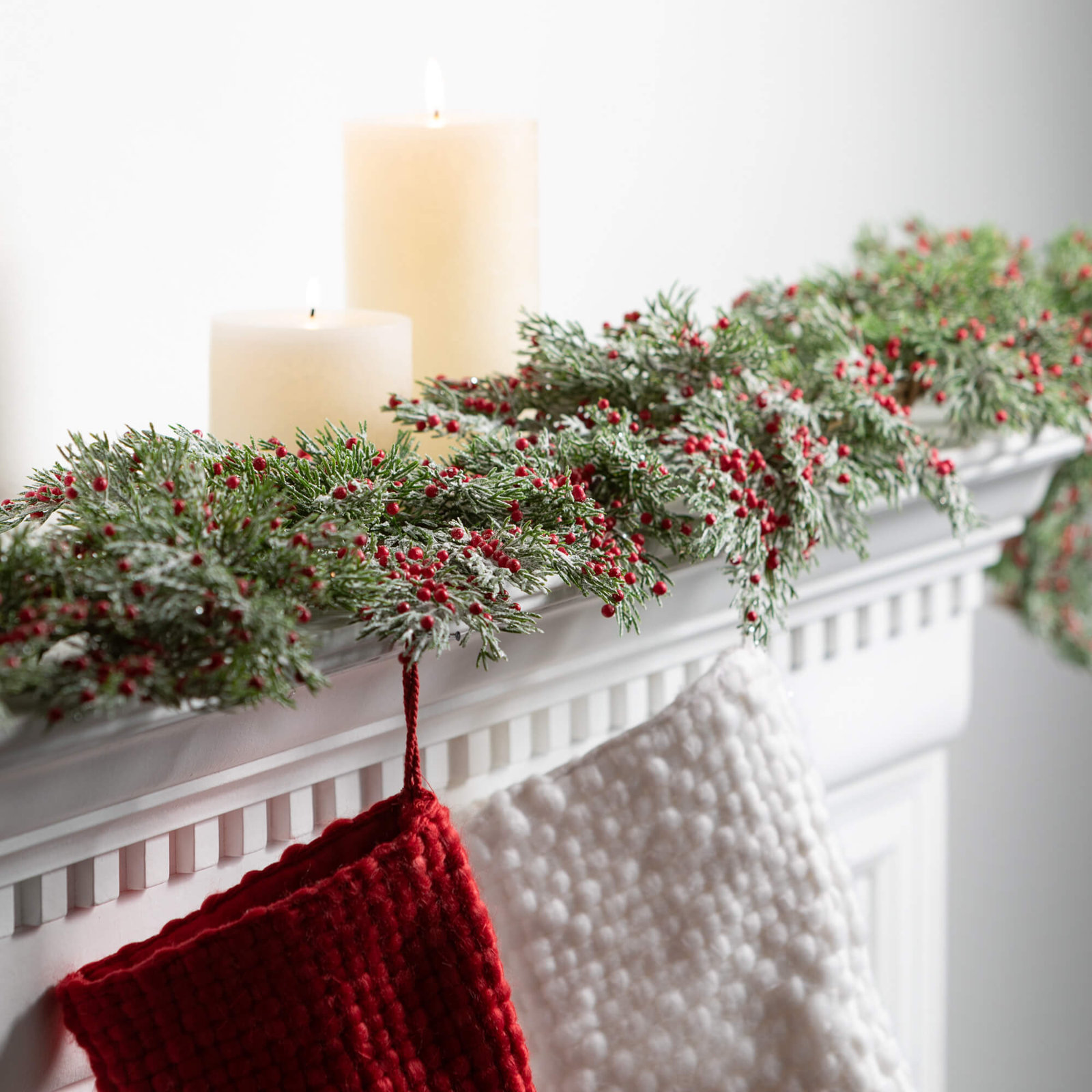 60" Cedar Christmas Garland