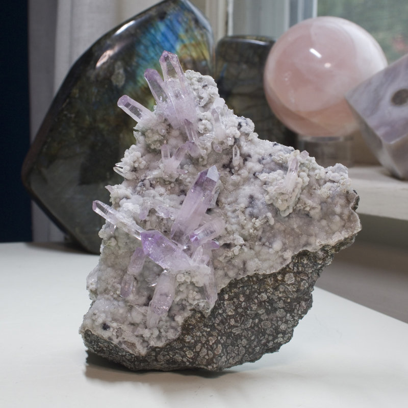 Améthyste amas sur Druzy Matrix