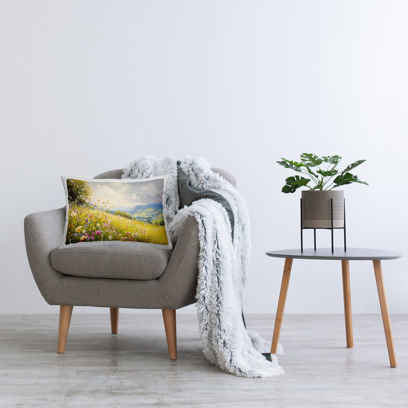 Coussin décoratif imprimé Scenic Wildflower Hill par LSR Creative Studio, Pré 1