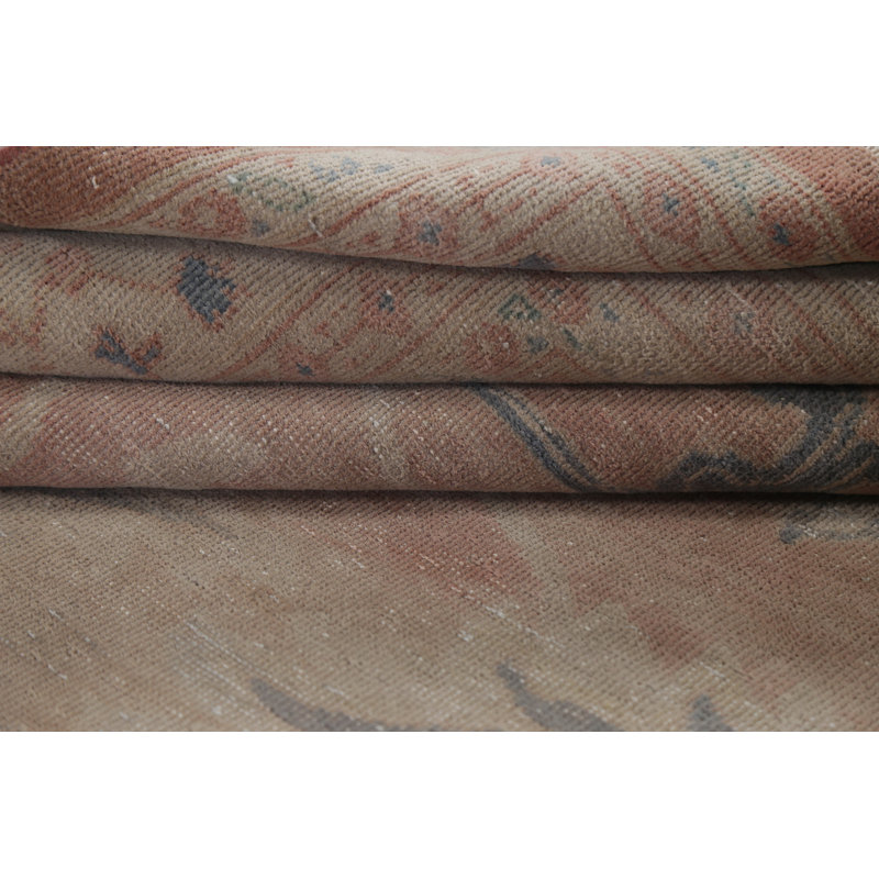 Tapis de la laine 9 pi 9 po x 9 pi 8 po noué la à la main one-of-kind-oushak beige Sipos