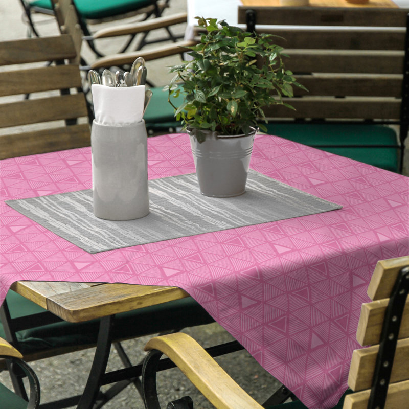 Classic Hand Drawn Triangles Tablecloth, Pink