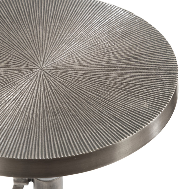 Hansjochen End Table, Silver
