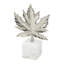 Sculpture feuille d'érable en aluminium 10,5 po - finition argentée avec base en marbre stable pour la décoration intérieure (7 x 3 x 10,5 po)
