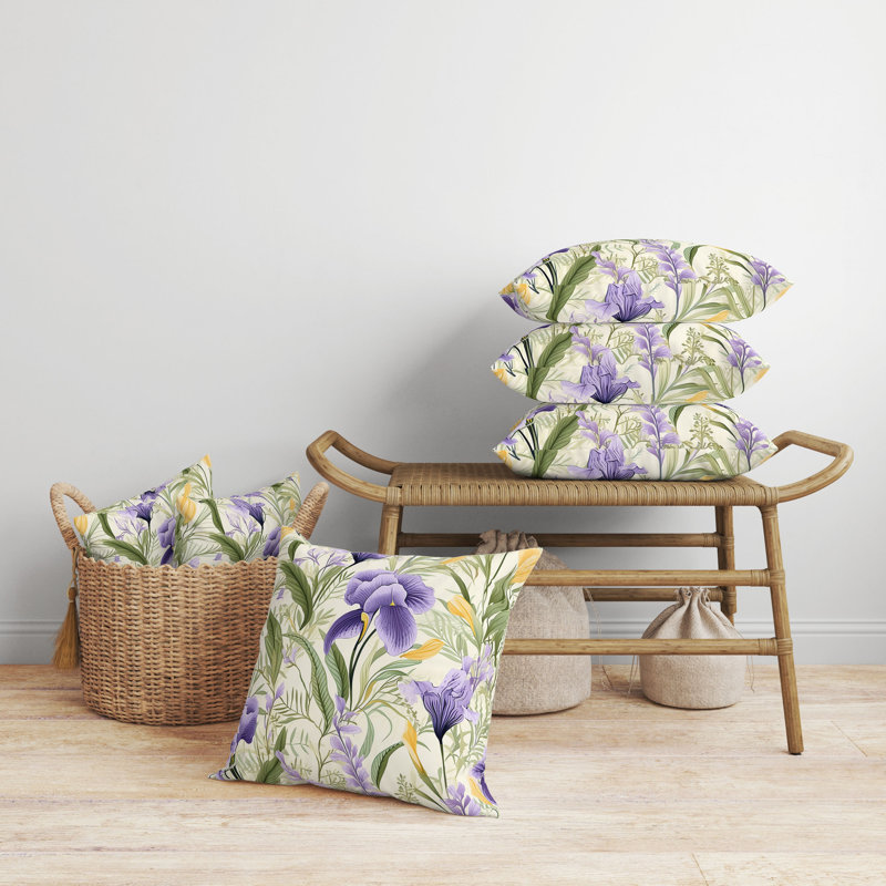 Oreiller réversible intérieur / extérieur Breezy Buds, H 18 po x l 18 po, Floral mauve / vert