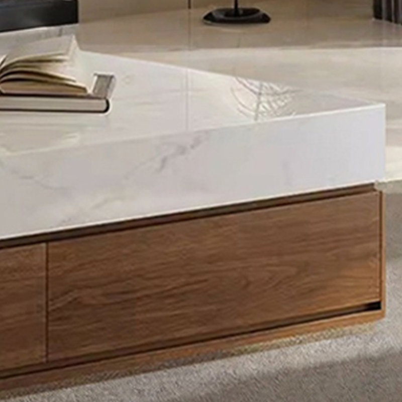 A new Chinese-style coffee table