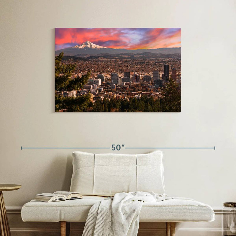 Ravi Portland, 26" H x 39" W