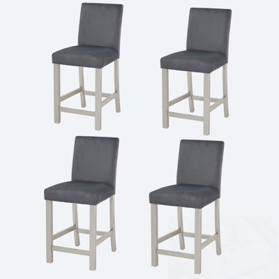 Ensemble de 4 Churchill avec pieds et repose-pieds en bois robuste