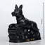 Élégante statue de chien en céramique pour la maison et la fortune-115587498