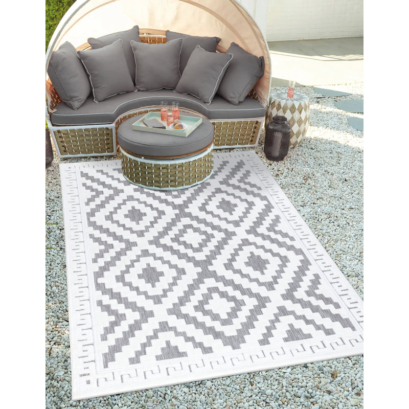 Huff Geometric Area Rug, 160cm x 230cm