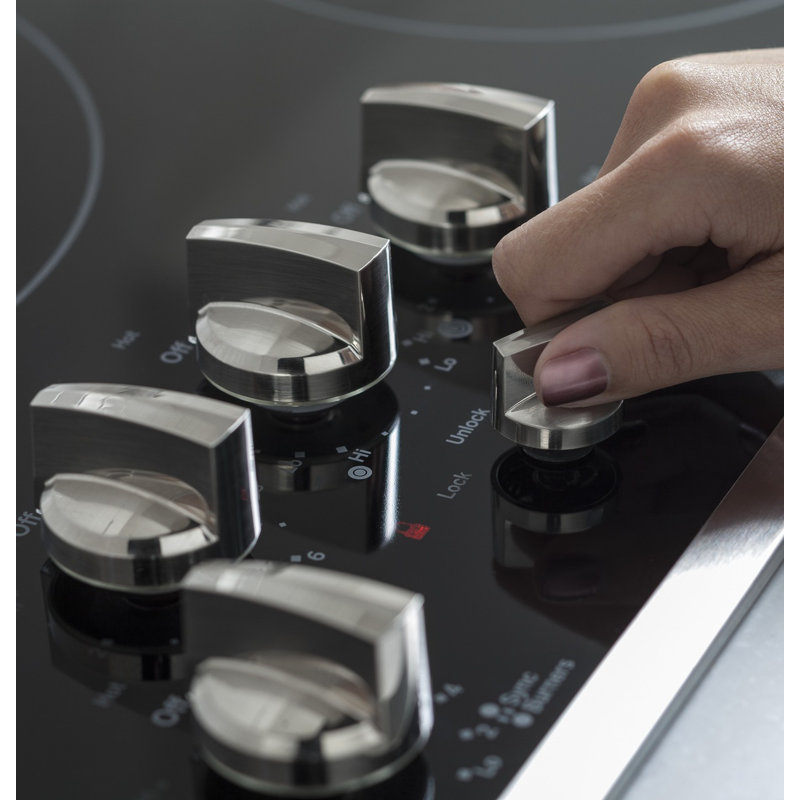 Range 29.75" Electric Cooktop with 5 Burners, Black Stainless
