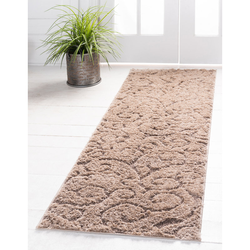 Tapis rouge sang Baynes, Tan, Tapis de couloir 2 pi x 6 pi 7 po