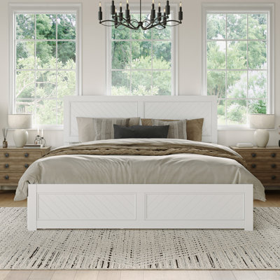 Lit plateforme en bois massif Jeinny avec pied de lit et tiroirs de rangement assortis