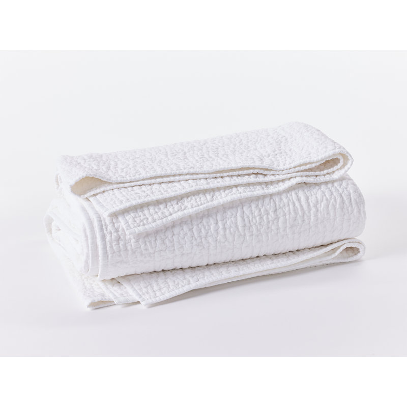 Pebbled Organic Percale Geometric Shapes Quilt, Twin Quilt, Alpine White