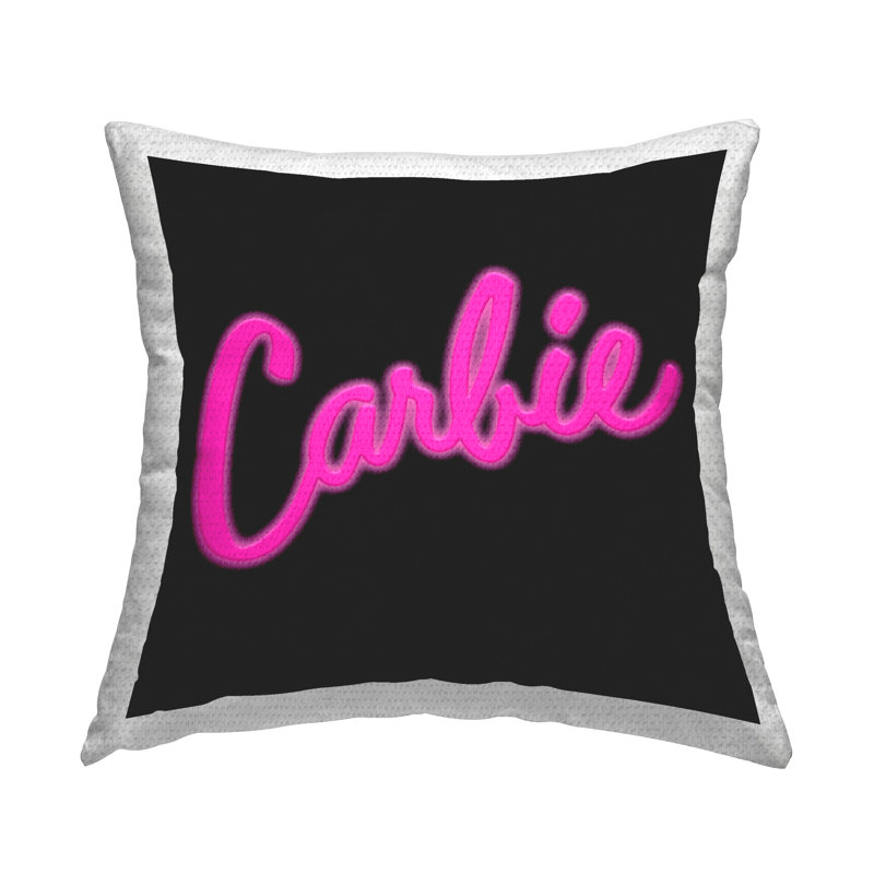 Drôle de coussin d'extérieur imprimé «Carbie on Black» par House of Lulu