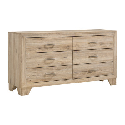 Dresser, Natural