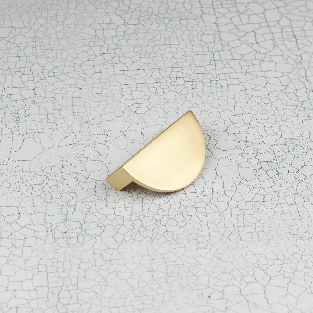 Satin Brass Ribbed Handle Collection & Coordinating Knobs