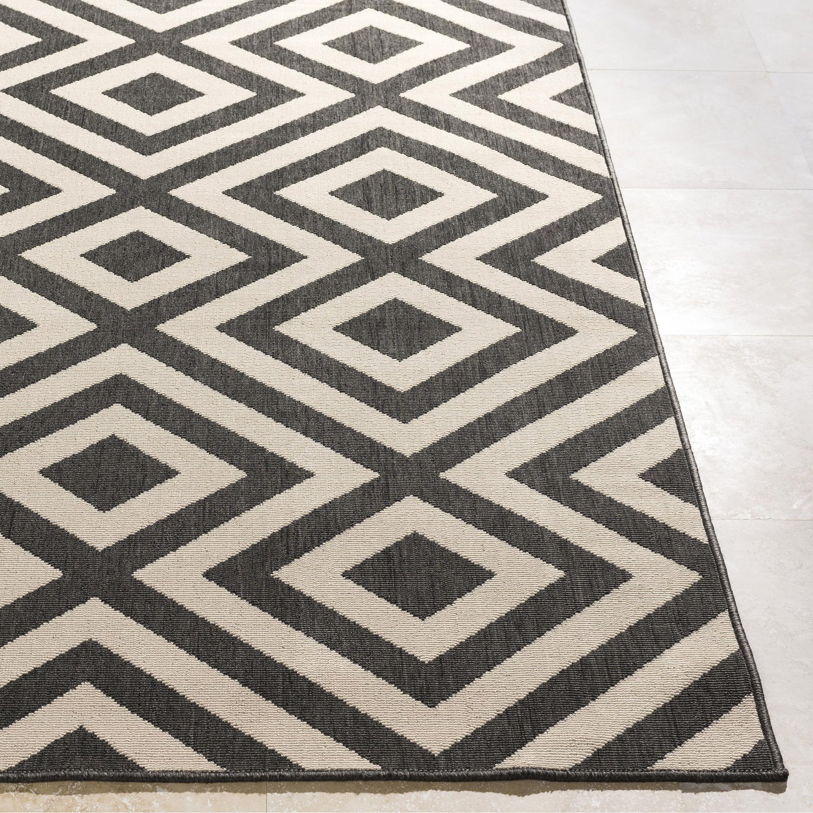 Awena Outdoor Geometric Rug, Square 8'9"