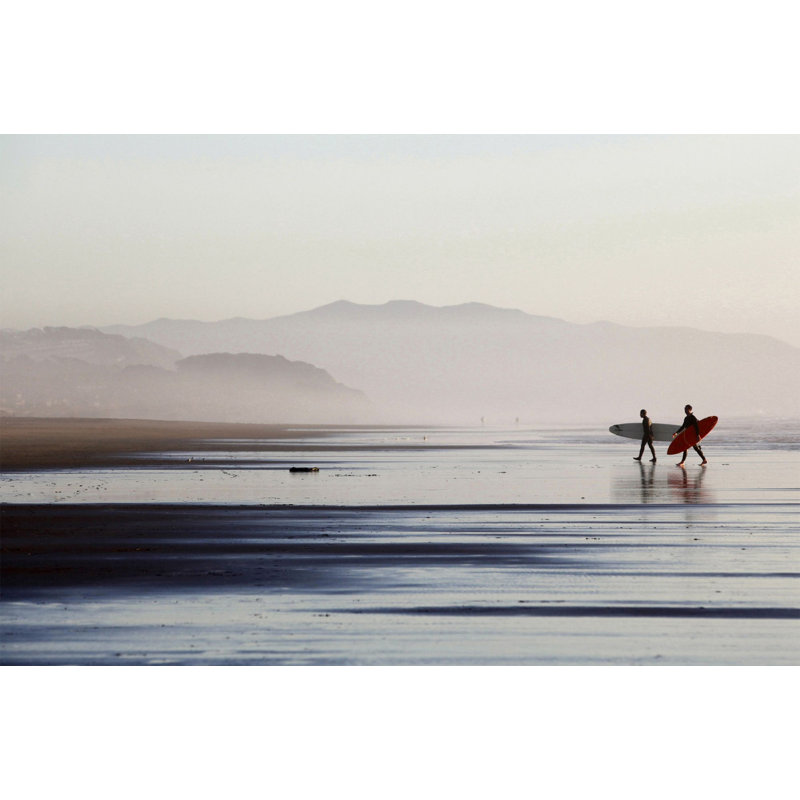 Surfers at Ocean Beach - Sans cadre